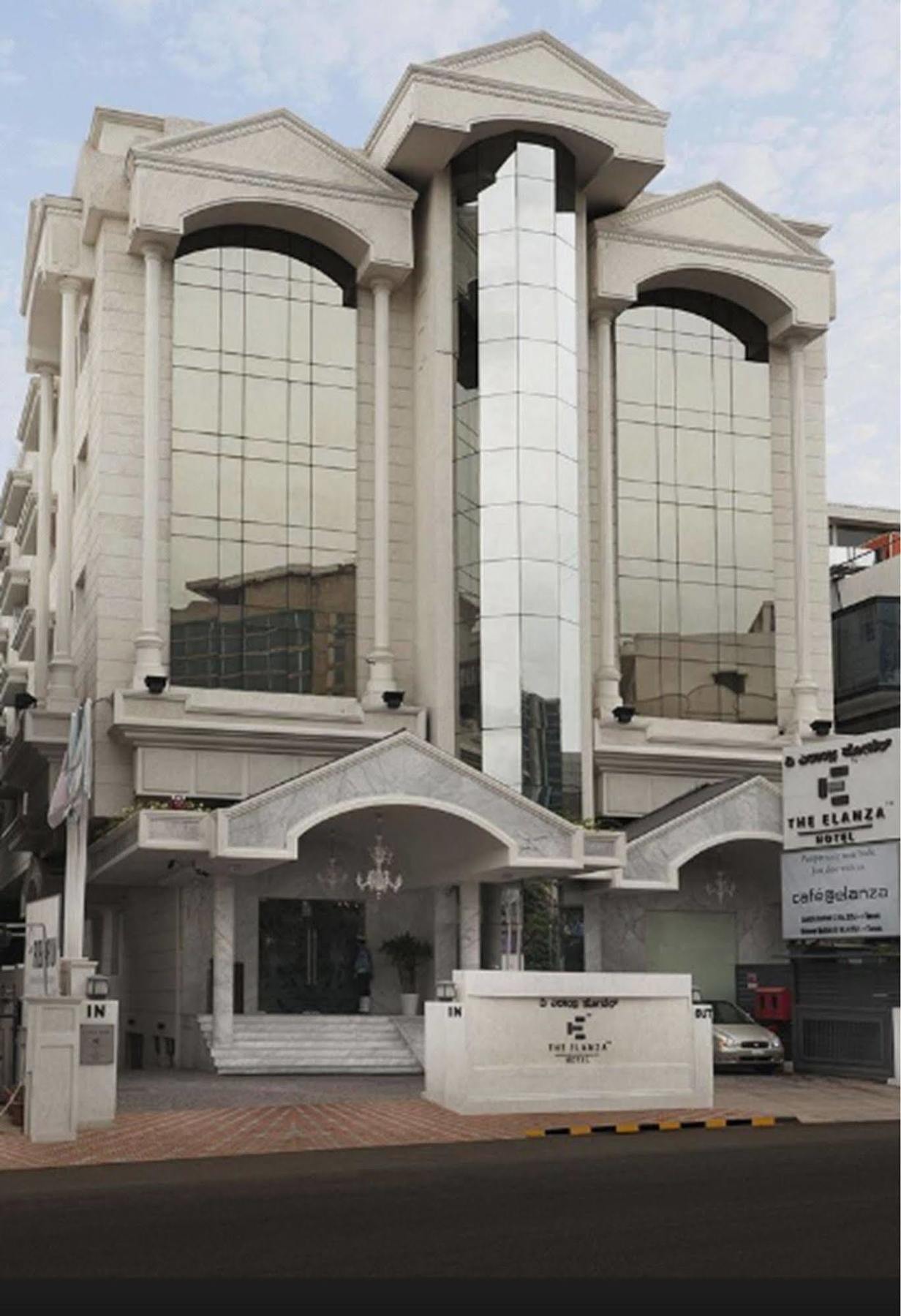 The Elanza Hotel, Bangalore Exterior foto